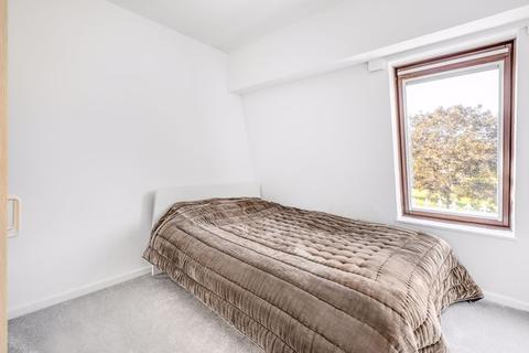 156 All Saints Road, London, SW19 1BZ