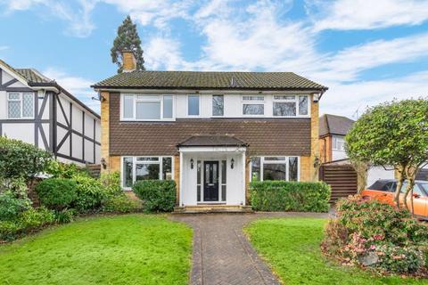 3 Cleveland Road, Worcester Park, KT4 7JQ