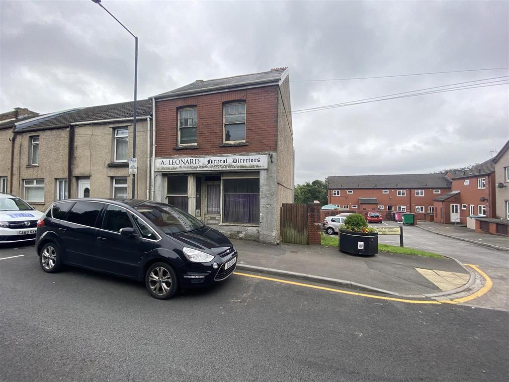 High Street, Clydach, Swansea 3 bed end of terrace house - £45,000