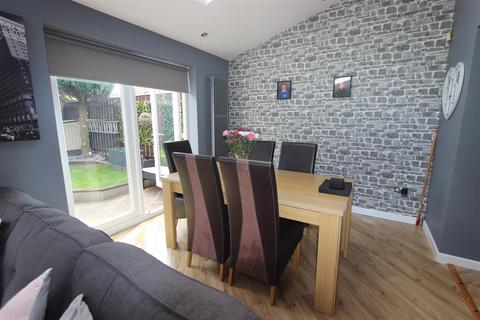 3 Hendren Close, Darlington, DL3 0JD
