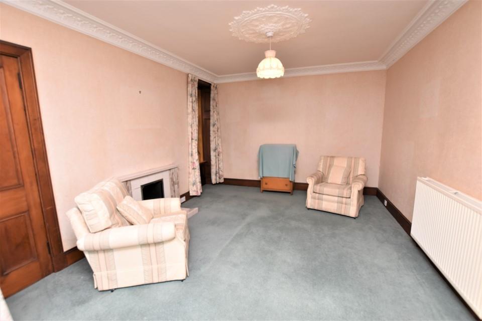 Lounge (2) (Custom).JPG
