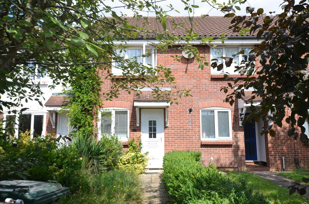 Roman Way, Bicester 2 bed terraced house £275,000