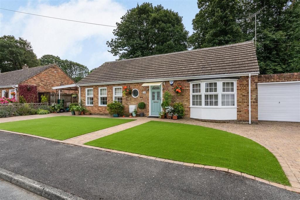 Wildwood Close, Kingswood, Maidstone 2 bed bungalow £400,000