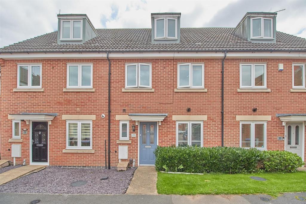 Richmond Gate, Hinckley 4 bed townhouse £240,000