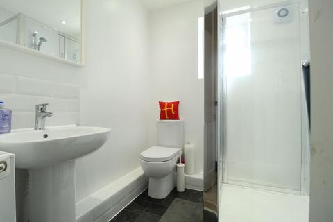 5 bedroom house share to rent - Carisbrooke Road, Southsea PO4