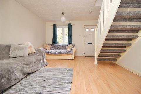 38 Finbars Walk, Ipswich, IP4 1HY