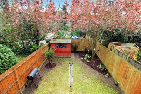 38 Finbars Walk, Ipswich, IP4 1HY