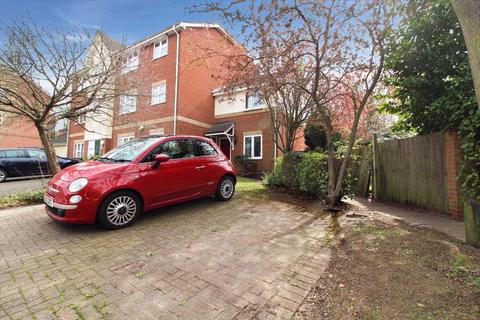 38 Finbars Walk, Ipswich, IP4 1HY