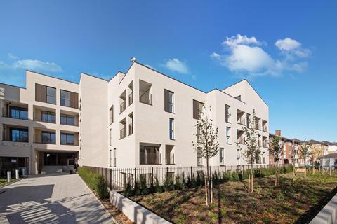 undefined, The Avenue, Queen's Park, London, NW6