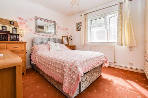1 Abbots Horn, Nailsea, Bristol, BS48 2DG