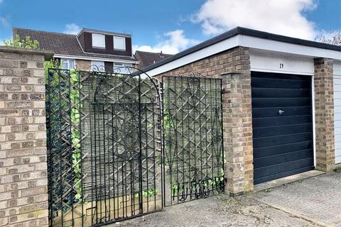 29 Tryon Close, Swindon, SN3 6HG