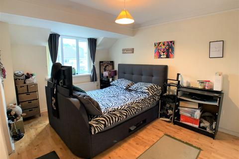 28a Devizes Road, Wroughton, Swindon, SN4 0RZ