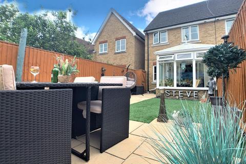 10 Wise Close, Swindon, SN2 7LT