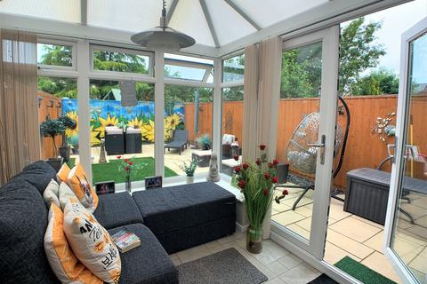 10 Wise Close, Swindon, SN2 7LT
