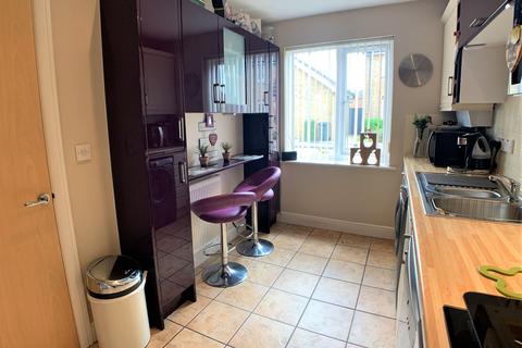 10 Wise Close, Swindon, SN2 7LT