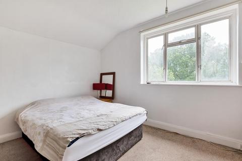 105 Ridgeway Drive, Bromley, BR1 5DB