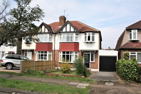 14 Willow Way, Epsom, KT19 0EH