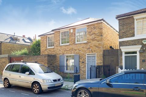 50a Hetherington Road, London, SW4 7PA