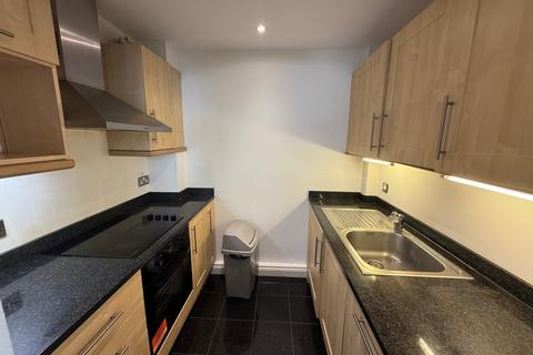 2 bedroom flat to rent, Platinum House, Lyon Road, Harrow, HA1 2EX