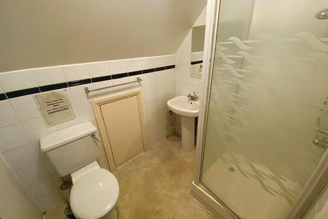 1 bedroom in a house share to rent, Vaughan Road, Harrow, HA1
