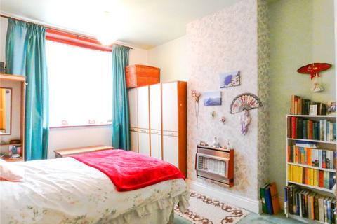 28 Alexander Road, Bolton, BL2 2RA