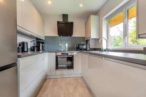 2 bedroom flat for sale, Orchard Lane, Amersham