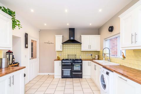 17 Coton Lane, Tamworth, B79 8NS