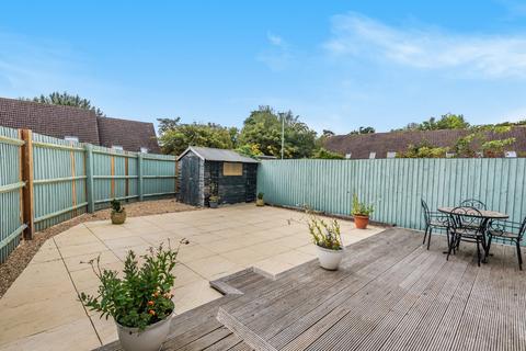 74 Arnolds Way, Cirencester, GL7 1TA