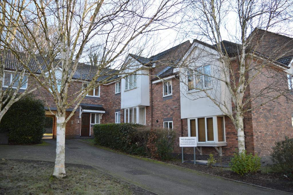 Millers Rise, St Albans, AL1 1 bed flat £900 pcm (£208 pw)