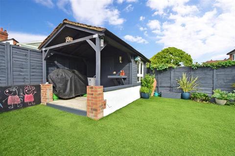 17 Ashley Road, Westcott, Dorking, RH4 3QJ