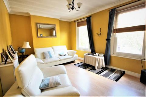 1 bedroom flat for sale, Argyle road, London, N17