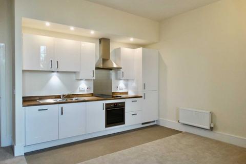 2 bedroom apartment to rent, Longley Road, Chichester