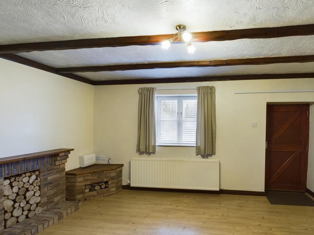 Roby Mill, Skelmersdale, Lancashire, WN8 2 bed semidetached house £