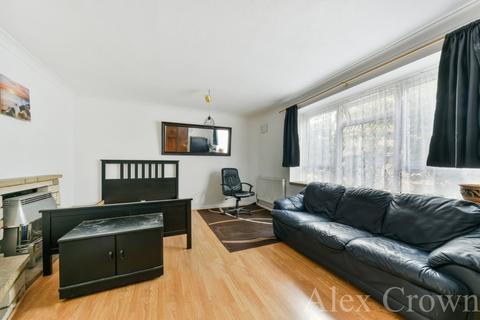 62 Fife Road, London, E16 1QB