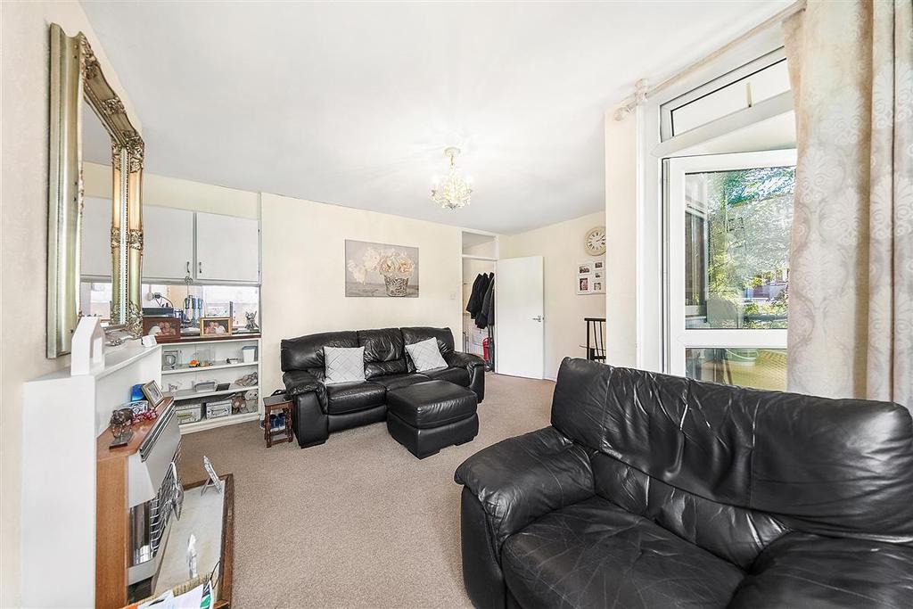 Lytton Grove, SW15 3 bed £450,000