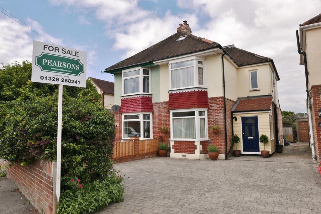 WHITE HART LANE, PORTCHESTER 3 bed semidetached house £389,950