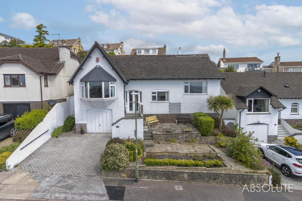 Dolphin Crescent, Paignton, Devon, TQ3 3 bed detached house £420,000