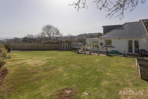 13 Barton Road, Paignton, TQ3 3JD