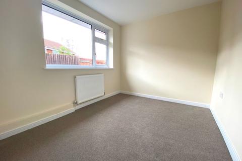19 Garsdale, Northampton, NN2 8UY