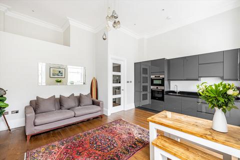 1 bedroom flat for sale, Gloucester Terrace, Lancaster Gate, London, W2.