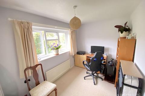 19 Tudor Close, Paignton, TQ4 7RF