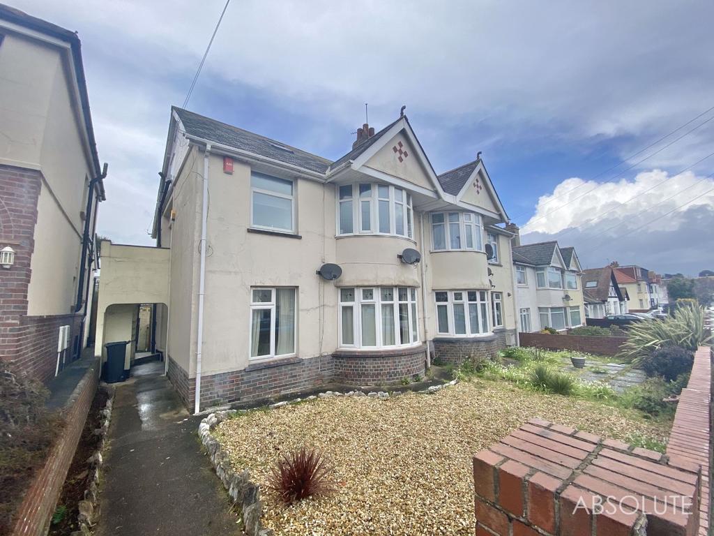 Eugene Road, Paignton, Devon, TQ3 2 bed flat £180,000
