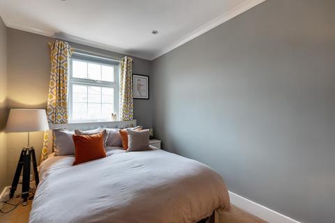 20 Park Road, Chislehurst, BR7 5AY