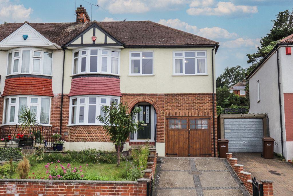Jersey Road, Strood, Rochester ME2 3PD 4 bed semidetached house £400,000