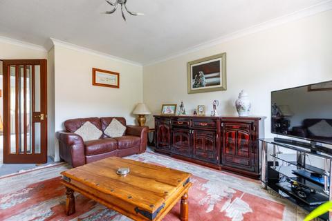 6 Canberra Court Braidpark Drive, Giffnock, Glasgow, G46 6NS