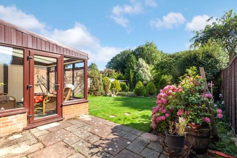 112 Downs Road, South Wonston, Winchester, SO21 3EW