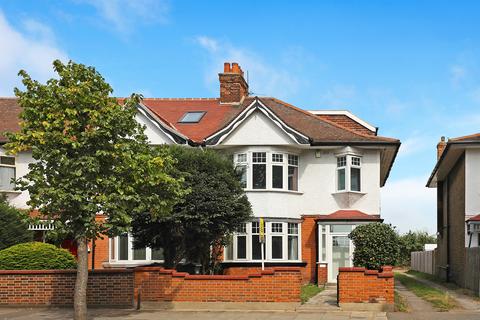 251 Boston Manor Road, Brentford, TW8 9LF