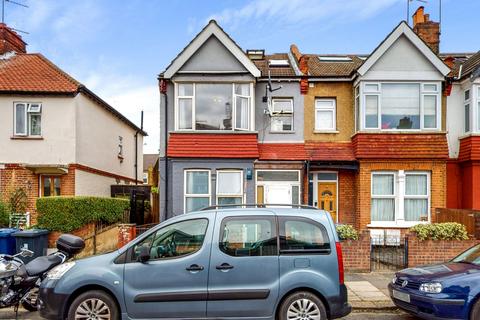 13 Montague Road, London, W7 3PG