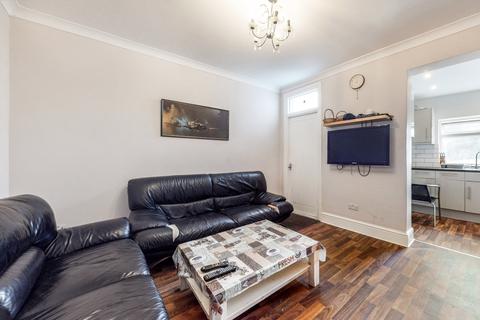 13 Montague Road, London, W7 3PG
