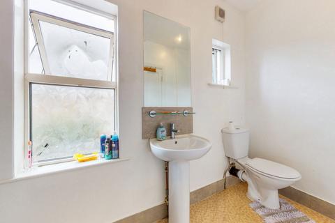 13 Montague Road, London, W7 3PG